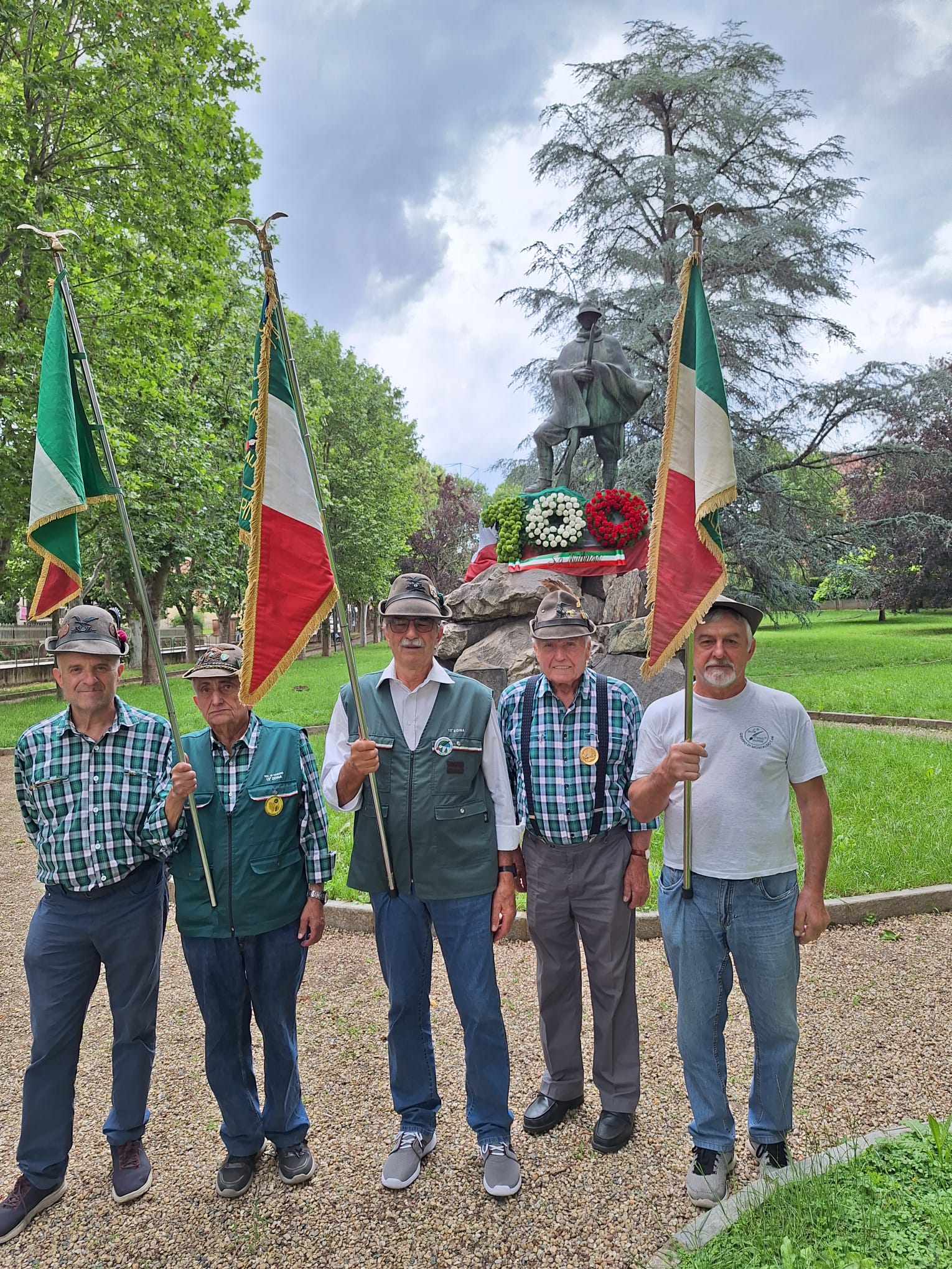 2406-12 100 Gruppo 9.jpeg